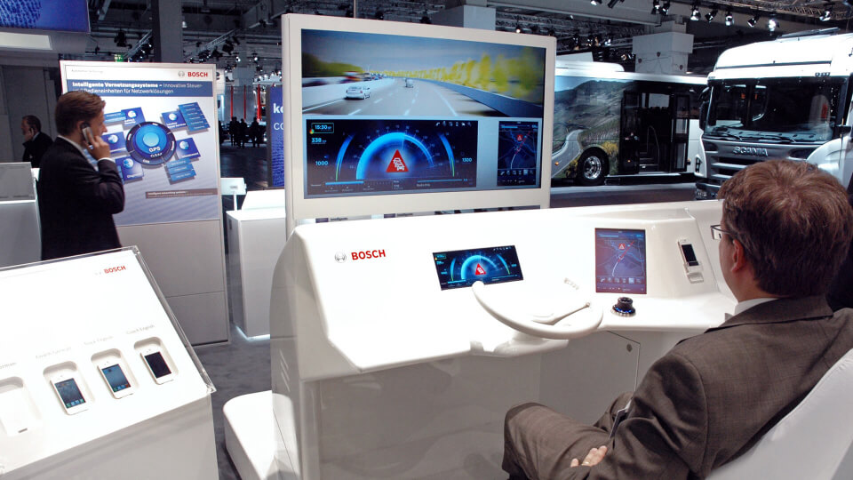 creanovo_l1nked_interactive_monitor_bosch