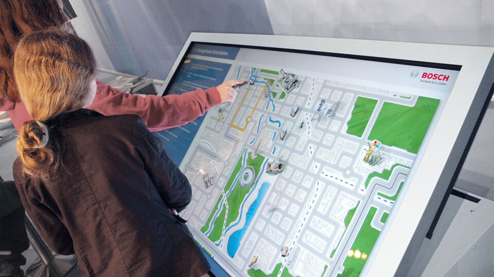 creanovo_l1nked_interactive_screen-usement_bosch